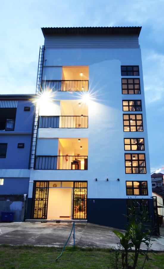 Lanna Thai Hostel 치앙마이 외부 사진